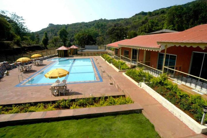 Cold Spot Village Resort Mahabaleshwar Exterior photo